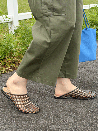 Pure Net Jelly Slippers