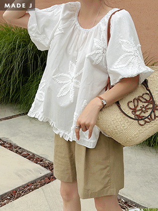 [MADE] Crochet Embroidery Blouse