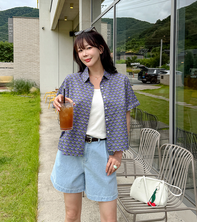 Wanderlust pattern shirt