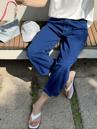 Color-dyed washed barrel fit pants 