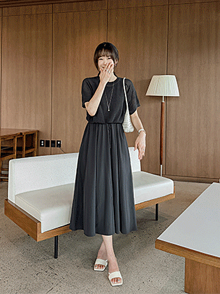 More knit layered dress