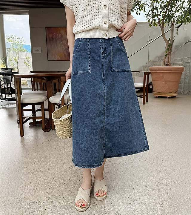 Loen Out-pocket Denim Skirt