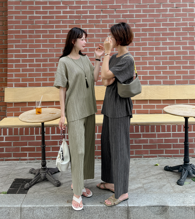 Somewhere Pleated Pants Set