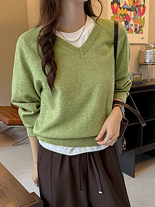 Woody Wool V-Neck Knit