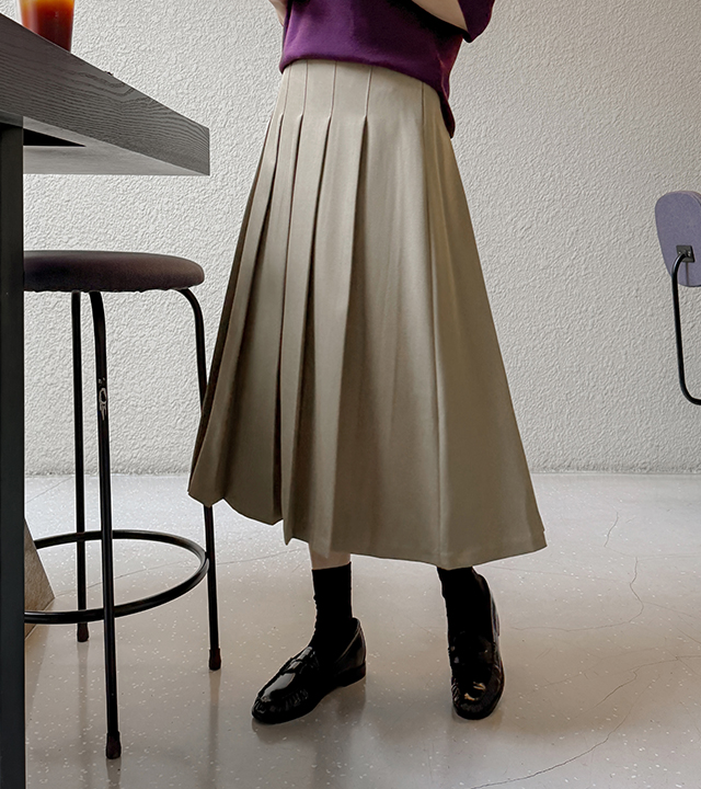 [MADE] Grace Pleated Skirt