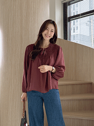 Lillian Popcorn Shirring Blouse