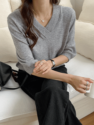 Double-rib V-neck Modal Knit
