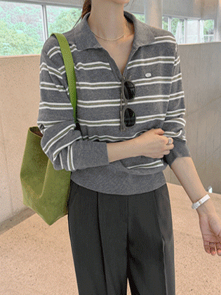Hug Stripe Collar Knit 