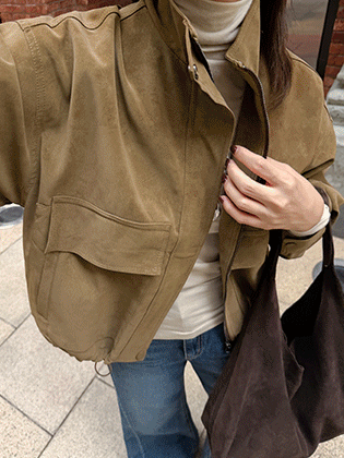 Märchen Flat Leather Jacket