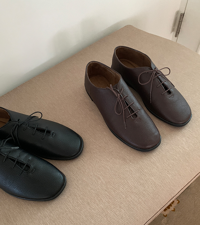 Edit Lace-up Flat Shoes