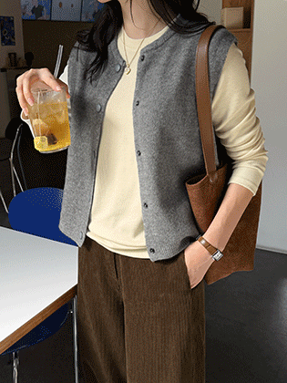 Snap Button Knit Vest