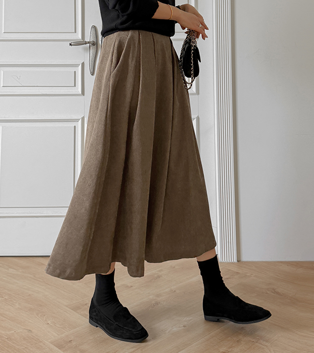 Seneca corduroy pintuck skirt