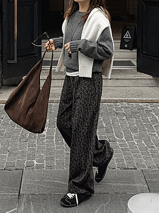Leopard banding wide pants