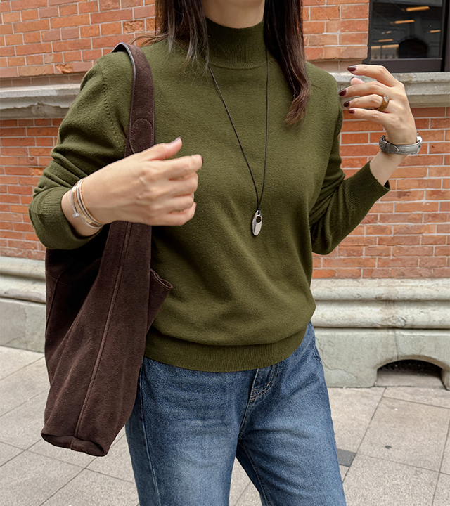 [1+1] [MADE] Eames Basic Mock Turtleneck Knit