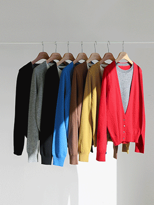 Ensemble layered wool cardigan