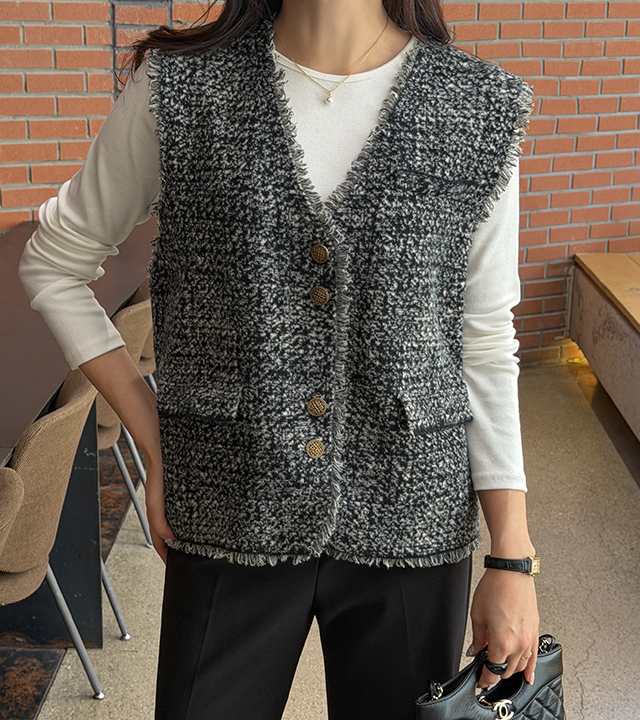Maren Fringe Knit Vest
