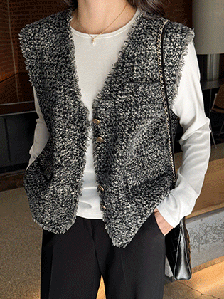 Maren Fringe Knit Vest