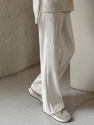 Loev Soft Corduroy Pants